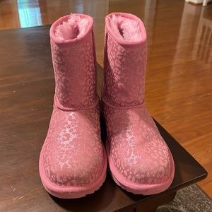 UGG Girls Classic II pink glitter boots